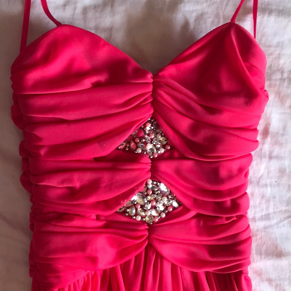 Prom dress - Picture 2 of 4